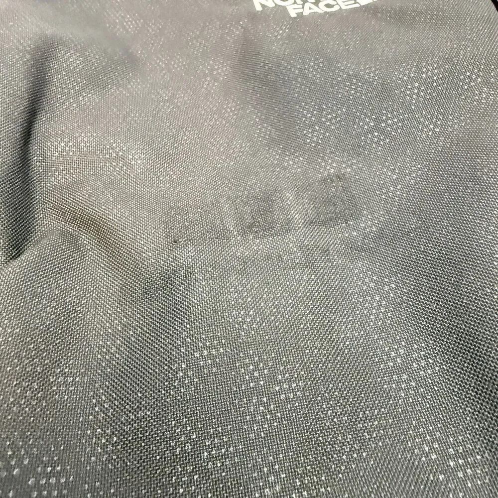 The North Face Connector Flex Vent 28L Black Backpack Zip Closure Logo Removed